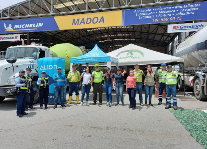 Autopista Medellin Bogota